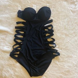 Gamiss Black strapless bathing suit